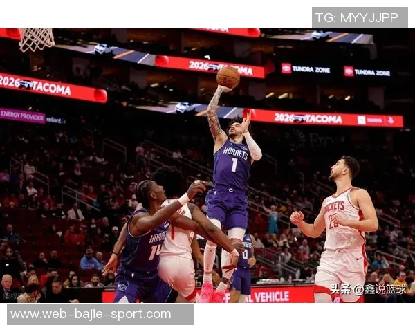 克尼佩尔半场表现低迷仅得5分2助攻正负值9成为全队最低